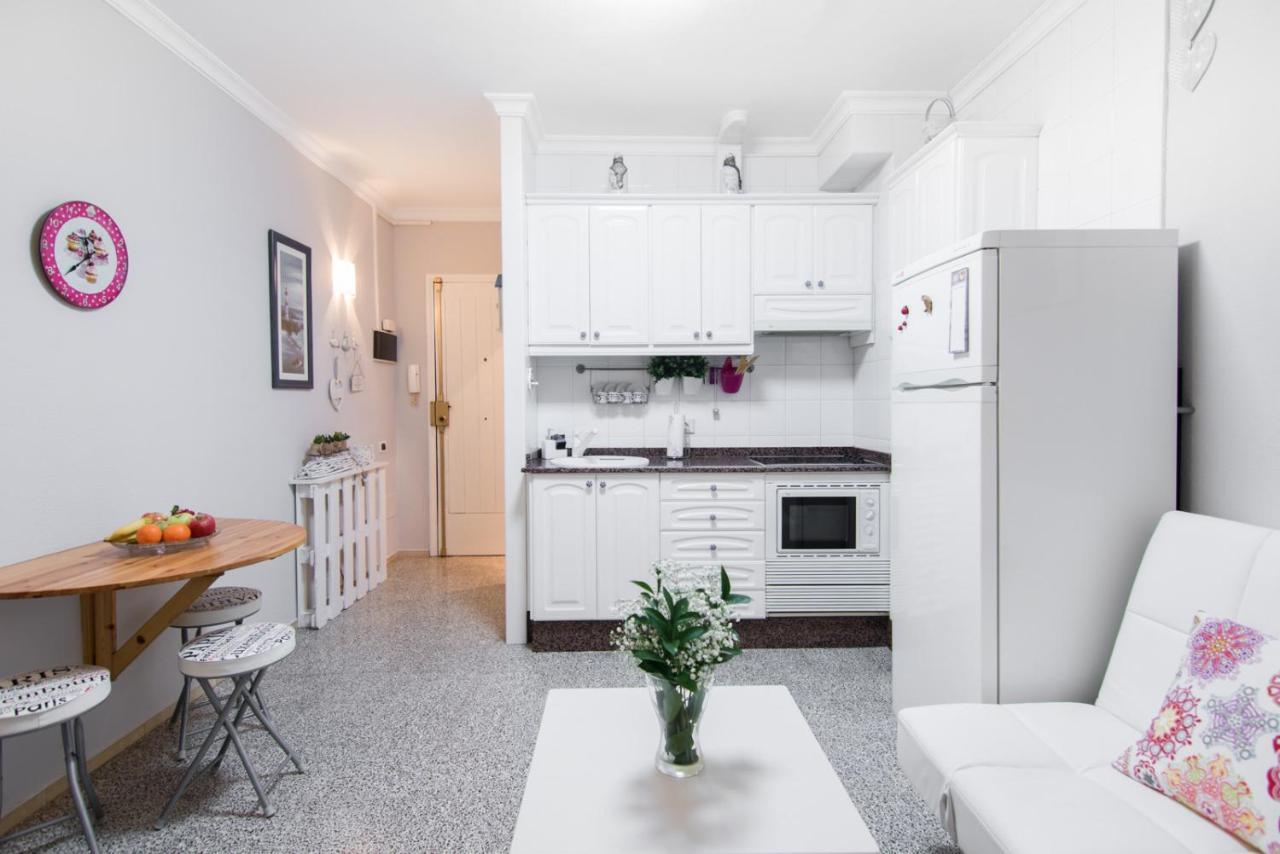 Homeforguest Canteras Loft, 10 Steps To The Beach Las Palmas de Gran Canaria Exterior photo