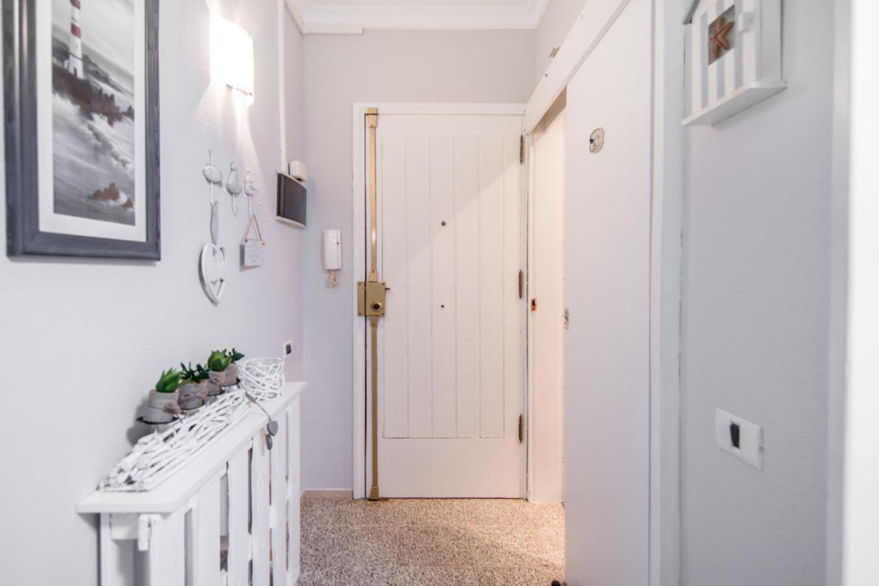 Homeforguest Canteras Loft, 10 Steps To The Beach Las Palmas de Gran Canaria Exterior photo
